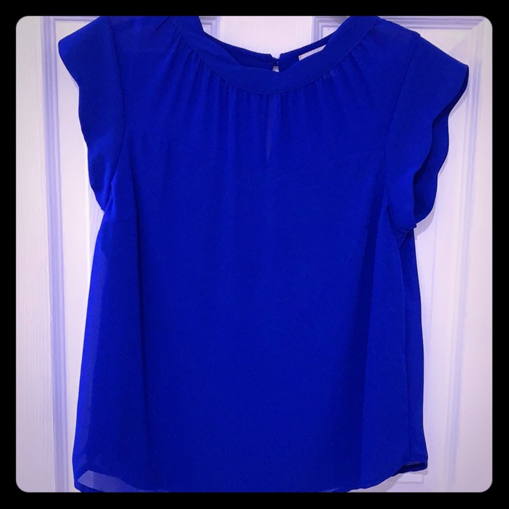 Blue dress shirt